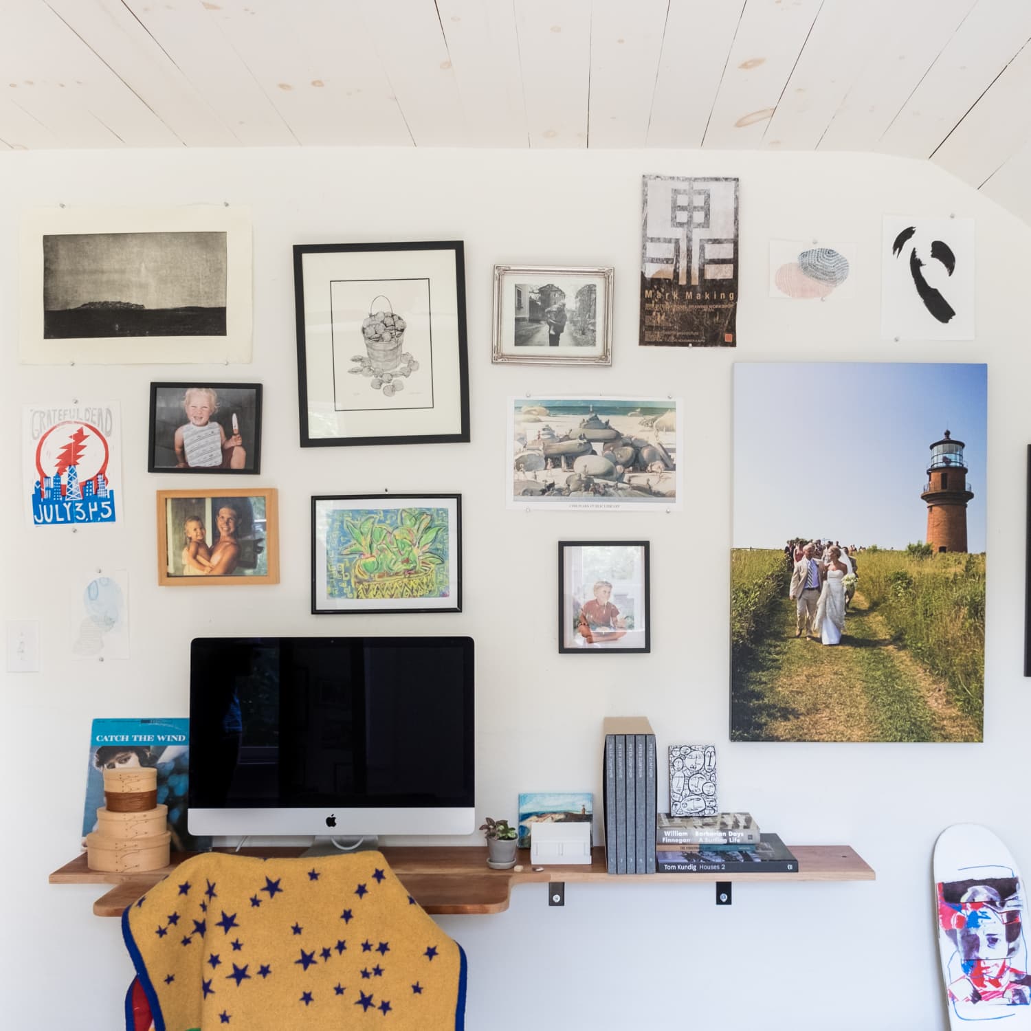 Wall to store wall desk